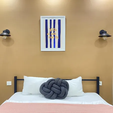 Chic Apartment • Steps From Taksim Lägenhet *
