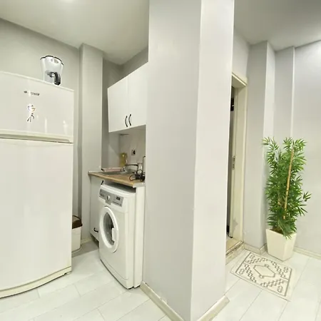 Lägenhet Chic Apartment • Steps From Taksim